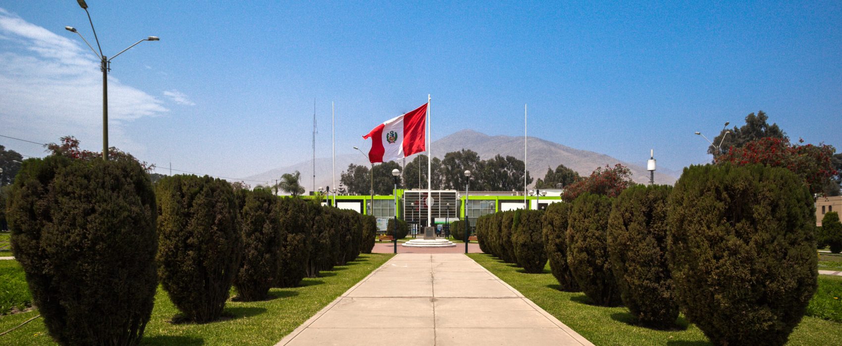 Nuevo Palacio Municipal y Parque Principal del Distrito