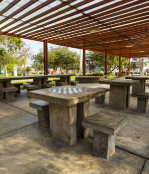 PLAZAS Y PARQUES - EXTERNA